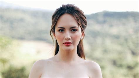 ellen adarna nude|In the Loop: Ellen Adarna goes nude at the beach